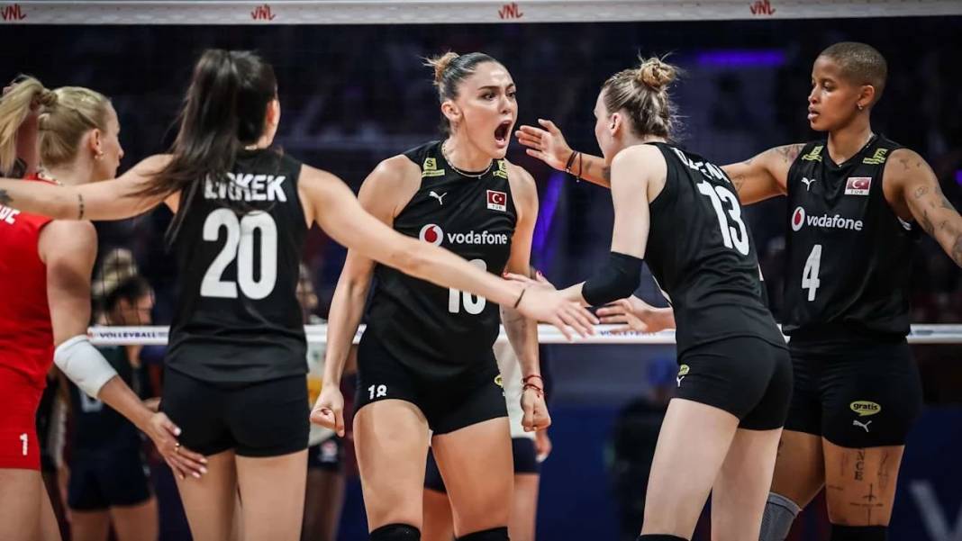 Kurtar bizi İlkin Aydın 11